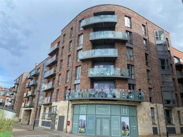 Flat for rent in High Field, York