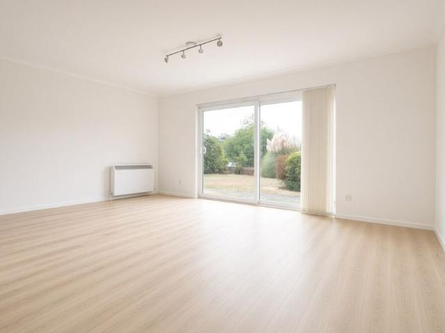 Apartment for rent in Laleham, Spelthorne