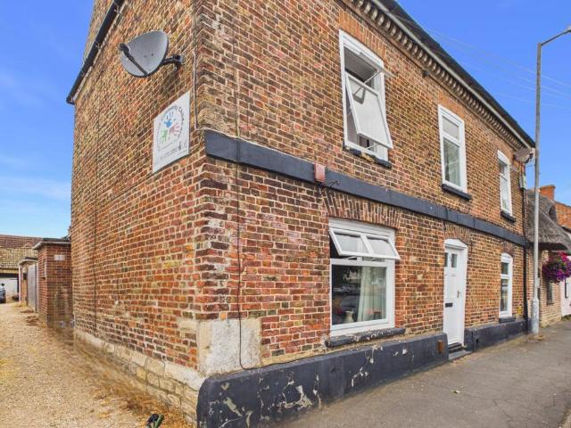 Flat for rent in Crowland, Gosberton Clough