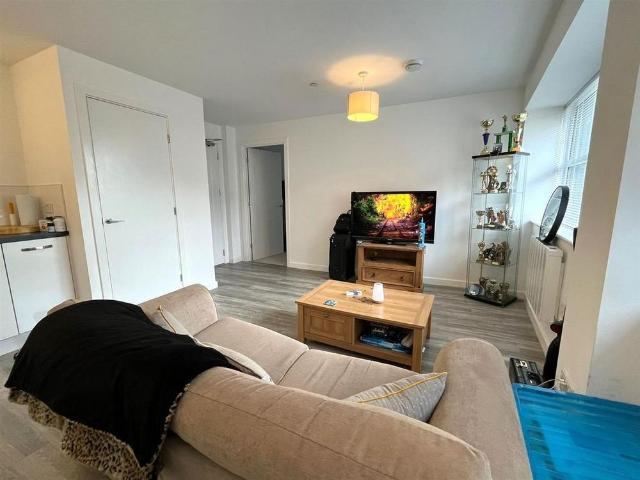 Apartment for rent in Baswich, Staffordshire