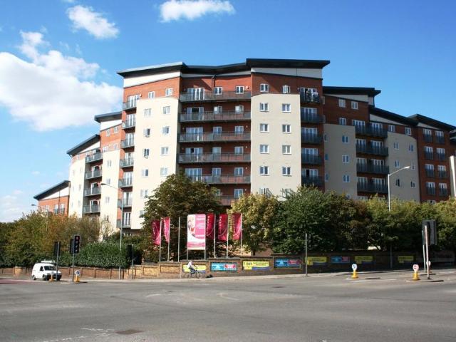 Flat for rent in Slough
