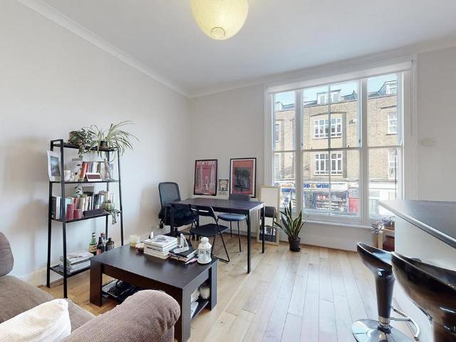 Flat for rent in Barnsbury, Greater London