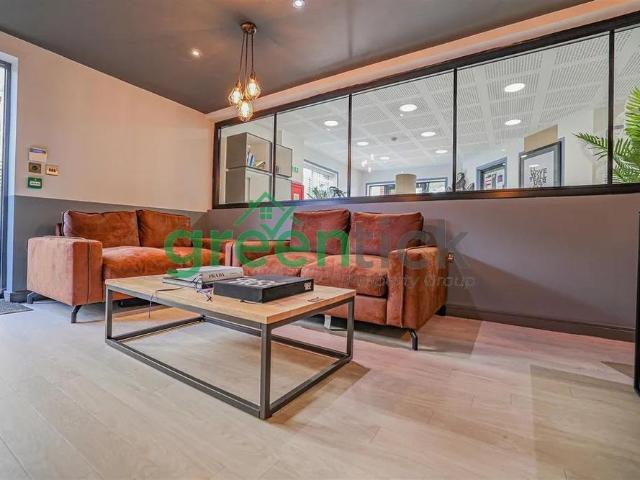 Apartment for rent in The Image, Pouchen End