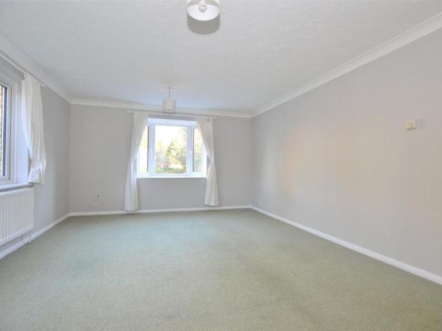 Apartment for rent in Red Hill, Surrey