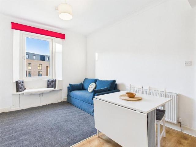 Apartment for rent in Hillside, City of Edinburgh