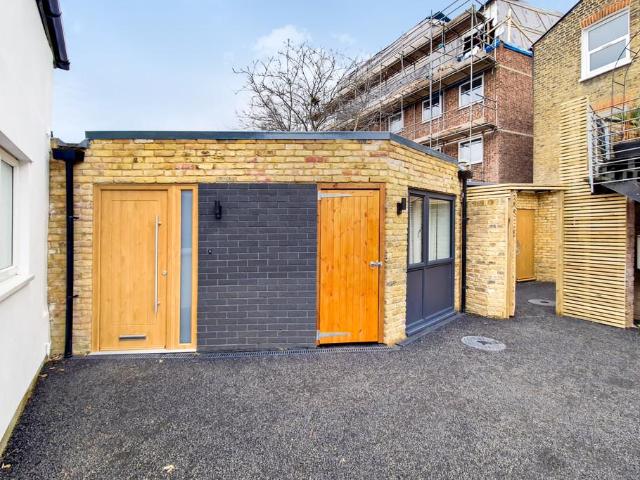 Flat for rent in Norbiton, Greater London