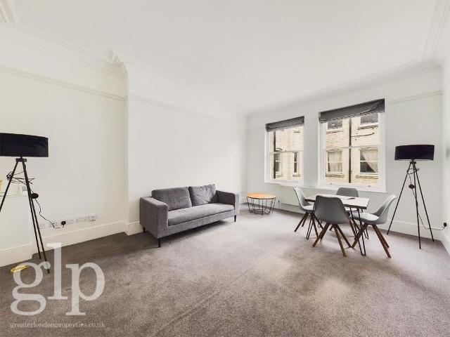 Apartment for rent in Saint Giles, Bloomsbury