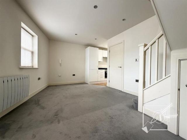 Apartment for rent in Kings Farm, Hamerton