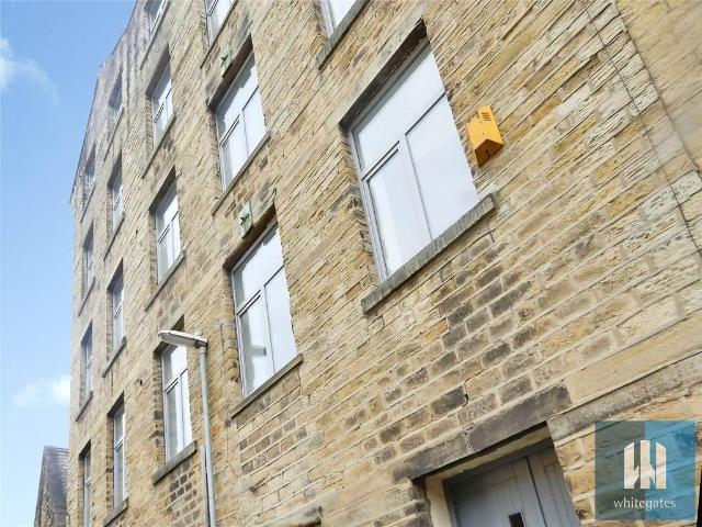 Flat for rent in Highfields, Huddersfield