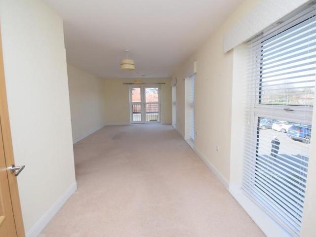 Apartment for rent in Coombe Bottom, Thurloxton