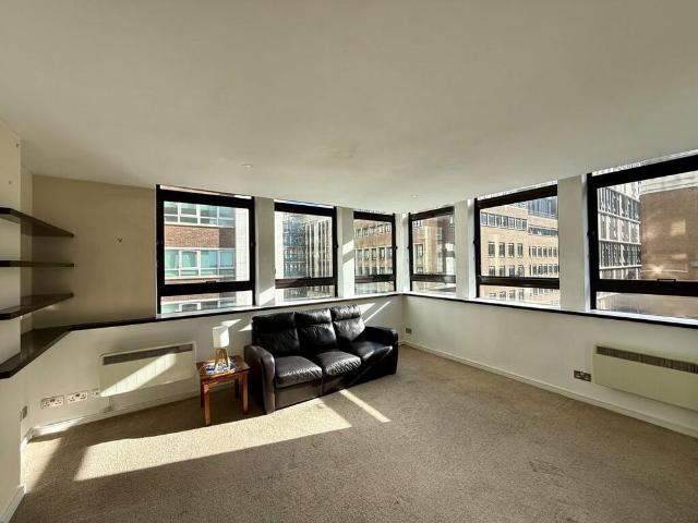 Apartment for rent in Park Central, Birmingham