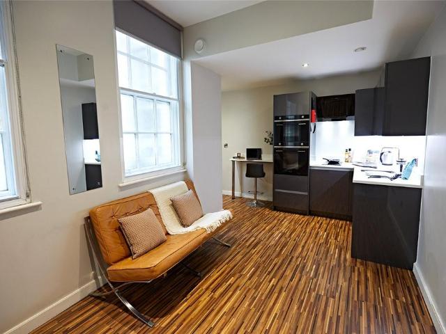 Flat for rent in City Centre, Georgia