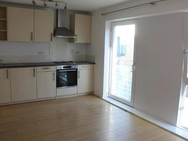 Apartment for rent in St Helier, Greater London