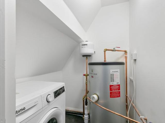 Apartment for rent in Halifax, Hove Edge
