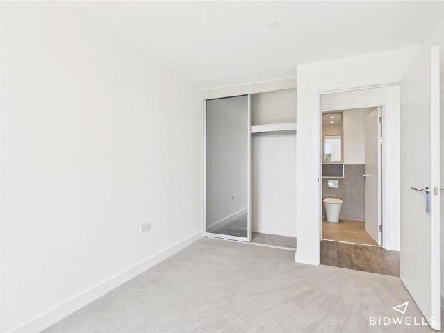 Apartment for rent in Holywell, The Slade