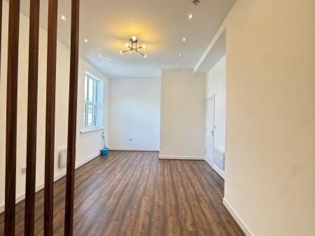 Apartment for rent in Goldthorn Hill, West Midlands