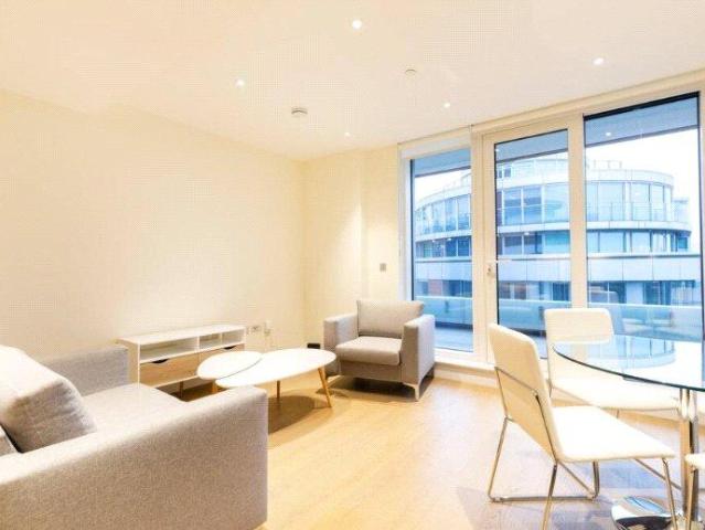 Flat for rent in Greater London