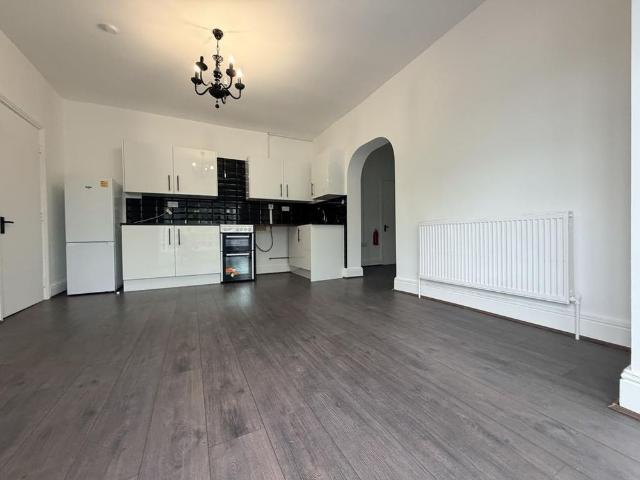 Apartment for rent in Wake Green, Birmingham