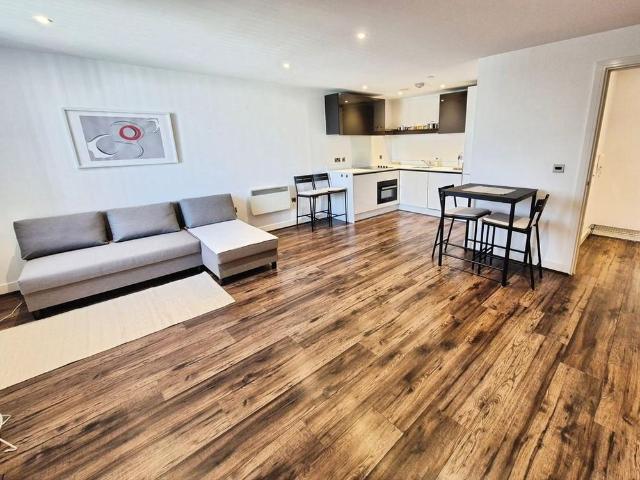 Apartment for rent in Riverdene, Priest Down