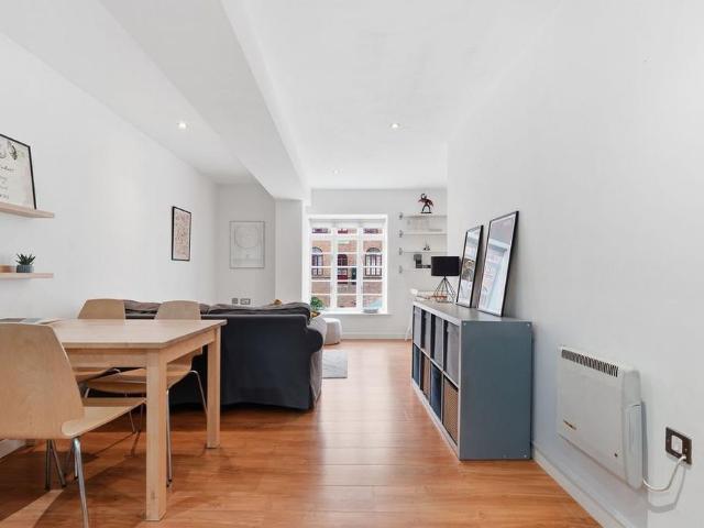 Apartment for rent in Castlegate, Sheffield