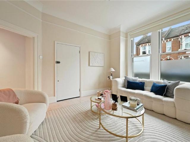 Apartment for rent in London Borough of Brent, Greater London