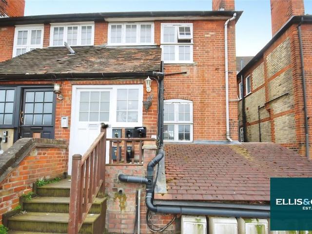 Flat for rent in Golders Green, Isle Of Man