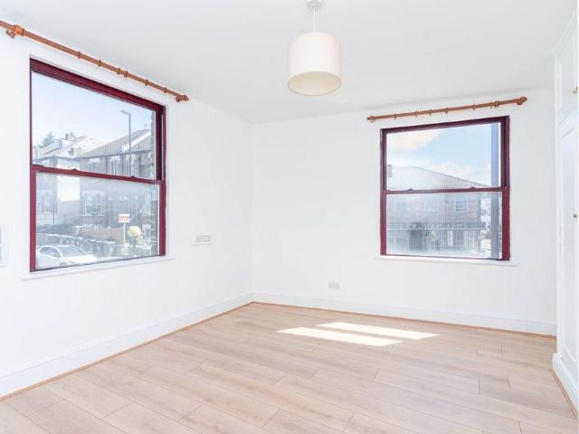 Apartment for rent in London Borough of Croydon, Greater London