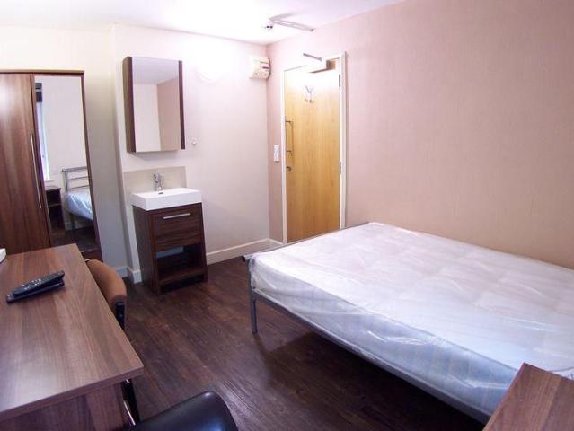 Apartment for rent in Burley, Leeds