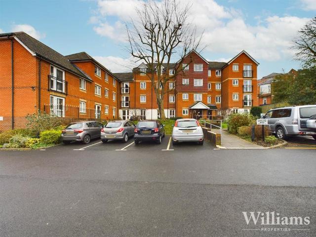 Flat for rent in Aylesbury