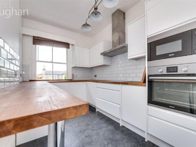 Apartment for rent in Aldrington
