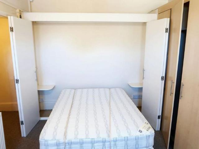 Apartment for rent in Midway, Kent