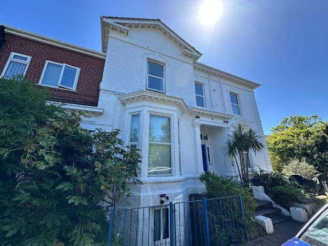 Flat for rent in Meols Cop, Southport