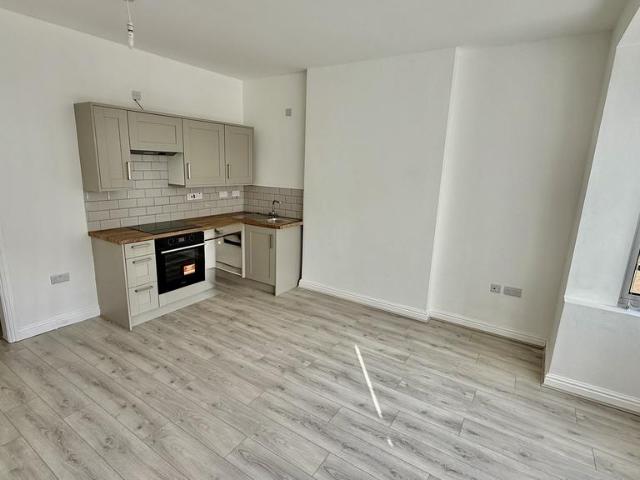 Flat for rent in Wake Green, Isle Of Man