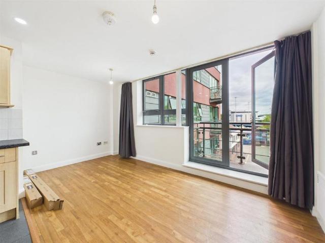 Apartment for rent in Spon End, West Midlands