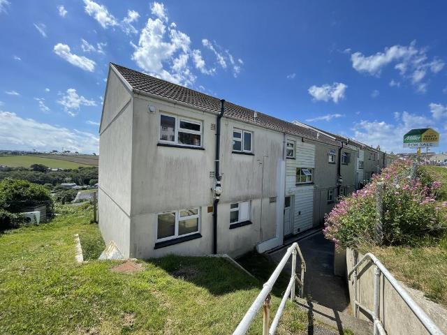 Flat for rent in Penwartha Coombe, Cornwall