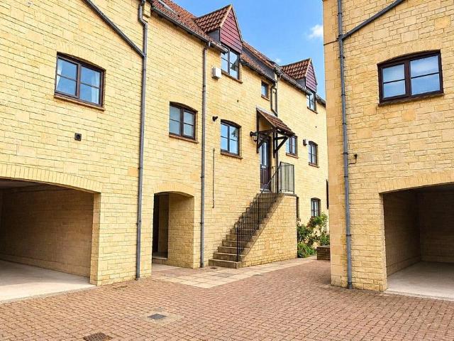 Flat for rent in Avoncliff, Wiltshire