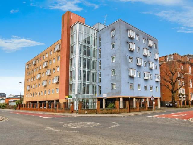 Flat for rent in St Mary's, City Of Southampton