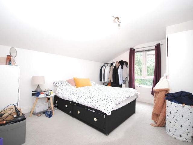 Flat for rent in Streatham Hill, Greater London