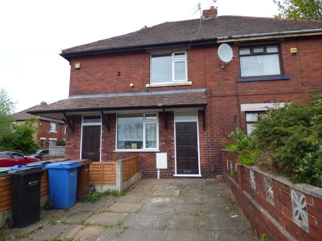 Flat for rent in Woodbank Estate, Portwood