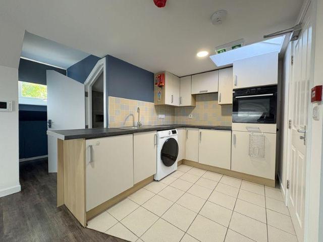 Flat for rent in Avenham, Higher Bartle