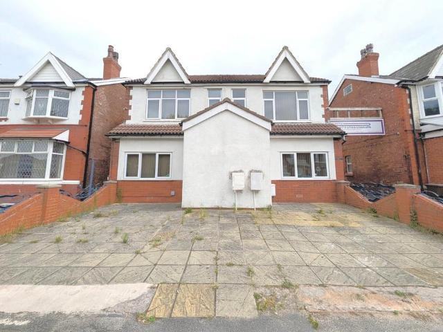 Flat for rent in High Park, Southport