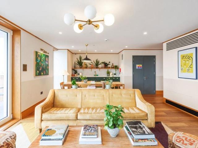 Apartment for rent in Brompton, Gillingham