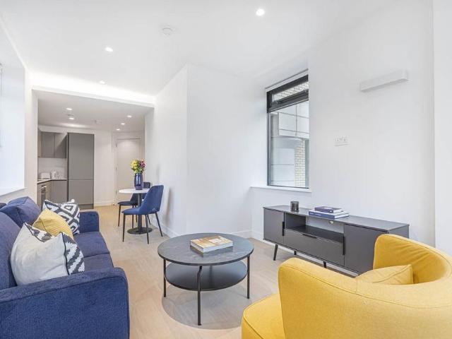 Apartment for rent in London Borough of Hounslow, Spring Grove