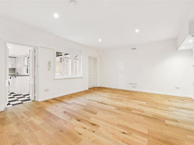 Apartment for rent in Royal Borough of Kensington and Chelsea, Greater London