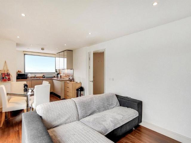 Flat for rent in Sudbury, Greater London