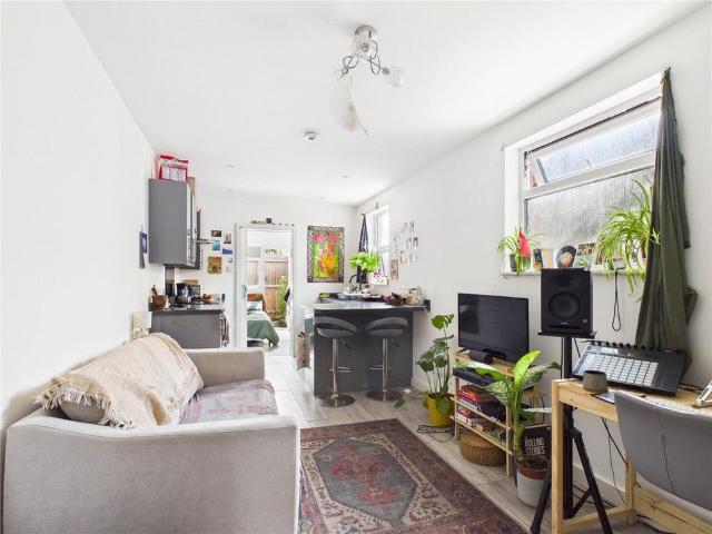Apartment for rent in Feckenham, City Of Bristol