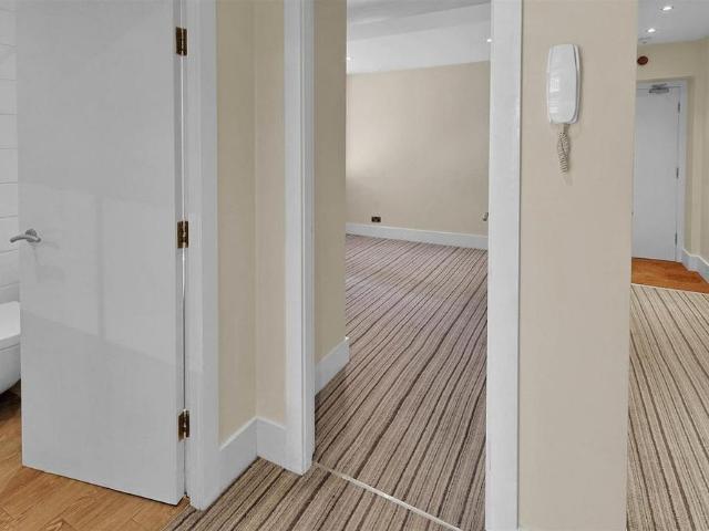 Apartment for rent in West Vale, West Yorkshire