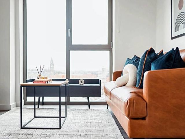 Apartment for rent in Deeplish, Burnedge