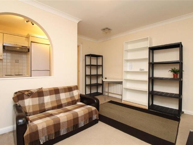 Flat for rent in Church End, Greater London