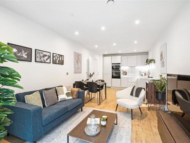 Apartment for rent in Colindale, Greater London